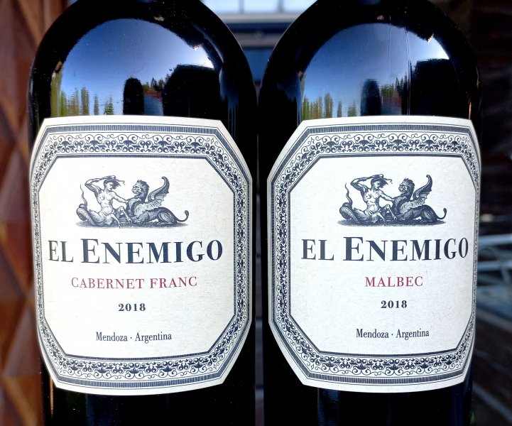 el enemigo.jpg