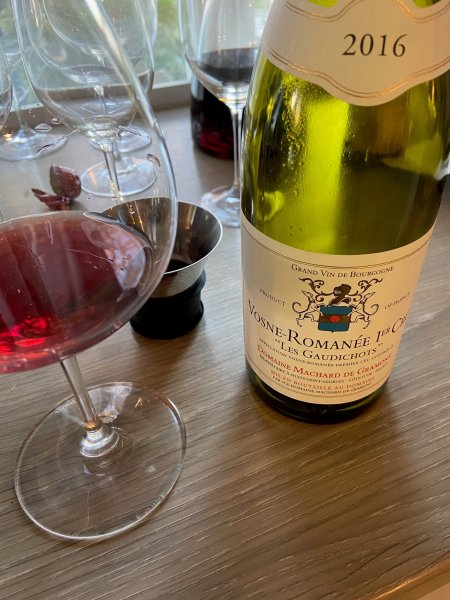 vino 2.jpg